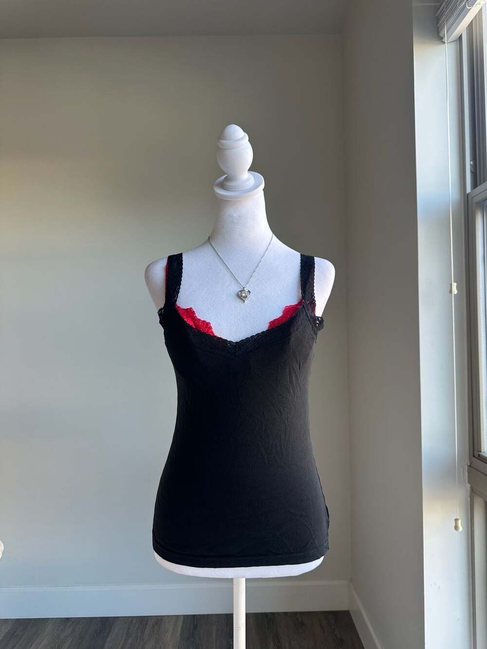 Vintage Y2K Victoria's Secret Red Lace Bra - 34A (BRA ONLY)